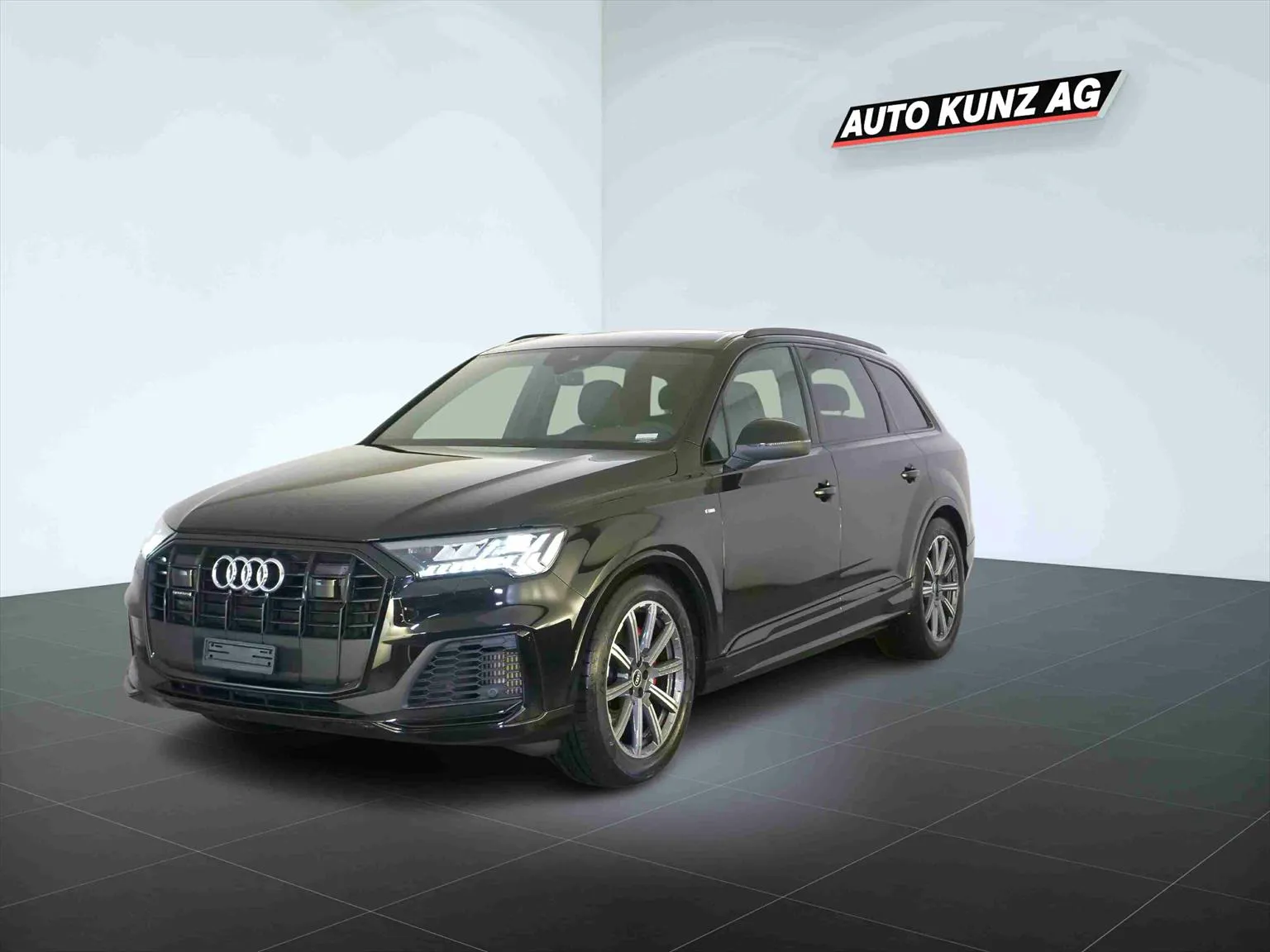 Audi Q7 55 TFSI S-Line quattro tiptronic  Image 1