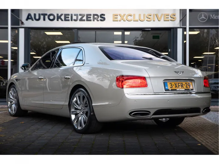 Bentley Flying Spur 6.0 W12 Stoelventilatie Navigatie DVD schermen Memory  Image 4