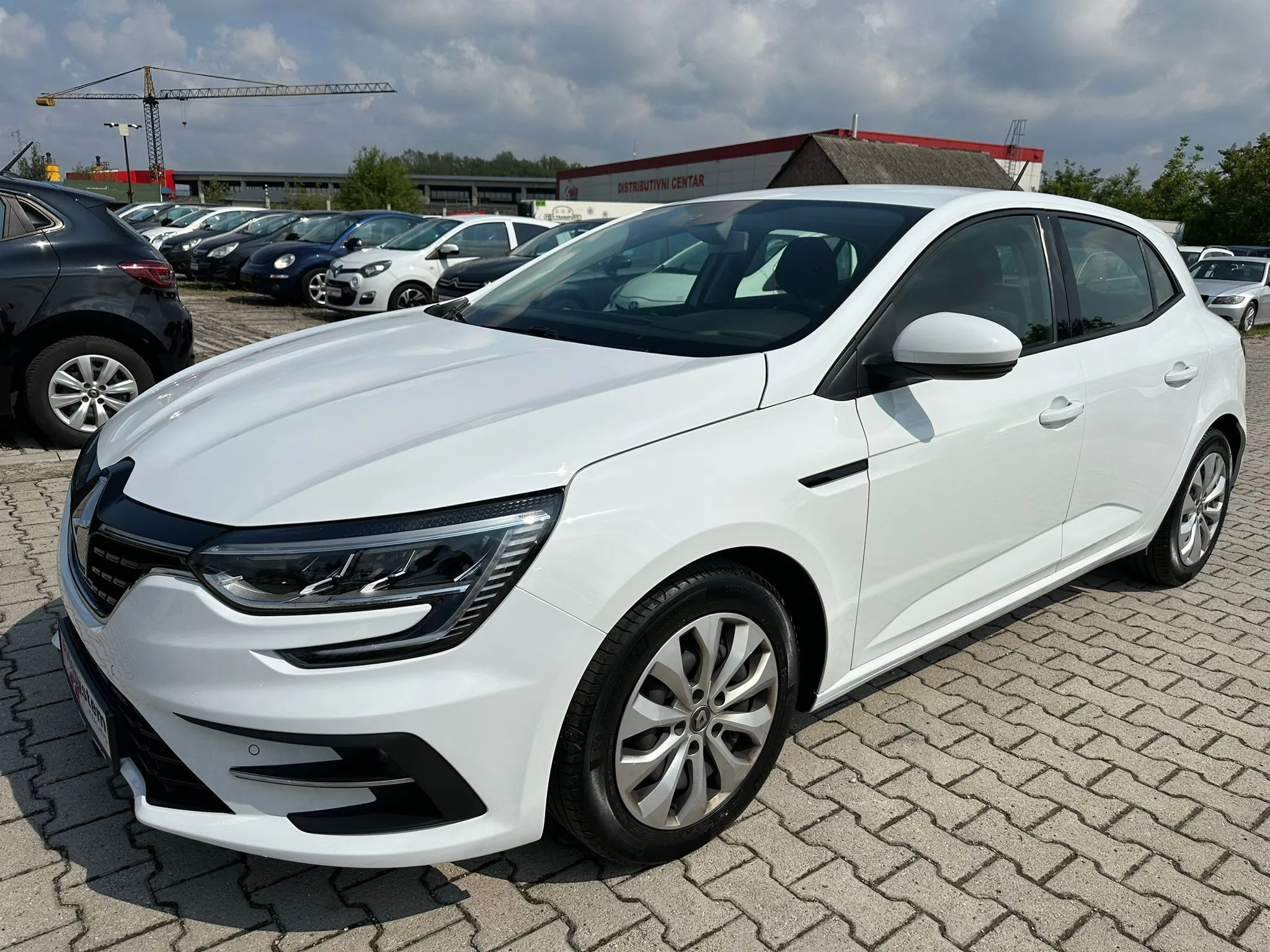 Renault Megane 1.5 DCI KREDITI NA LICU MESTA Image 1