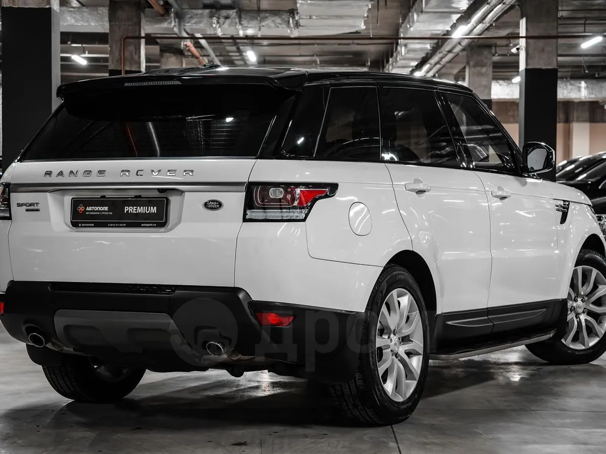 Land Rover Image 8