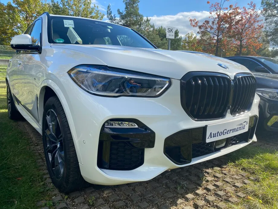 BMW X5 xDrive 45e M-Paket Individual Laser  Image 1