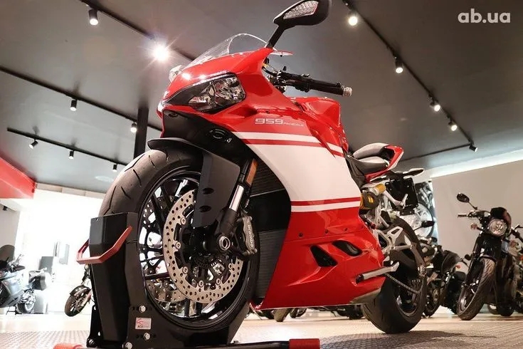 Ducati Panigale Image 3